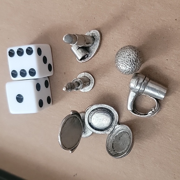 Sephora Monopoly Game Complete Set - Picture 11 of 15